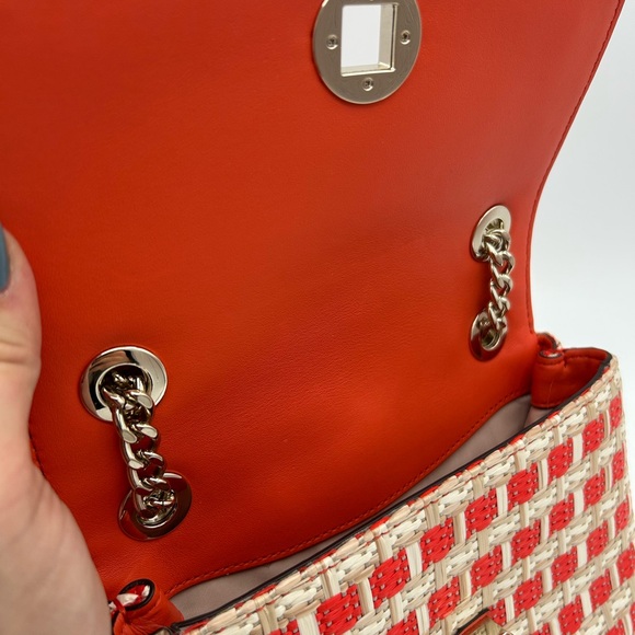 Kate spade Stylish Red and Cream Shoulder Bag - Picture 5 of 8